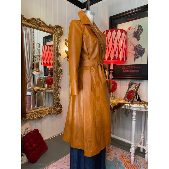 vintage 1970s leather trench coat 70s tie waist mod basketweave butterfly collar - Picture 3 of 12